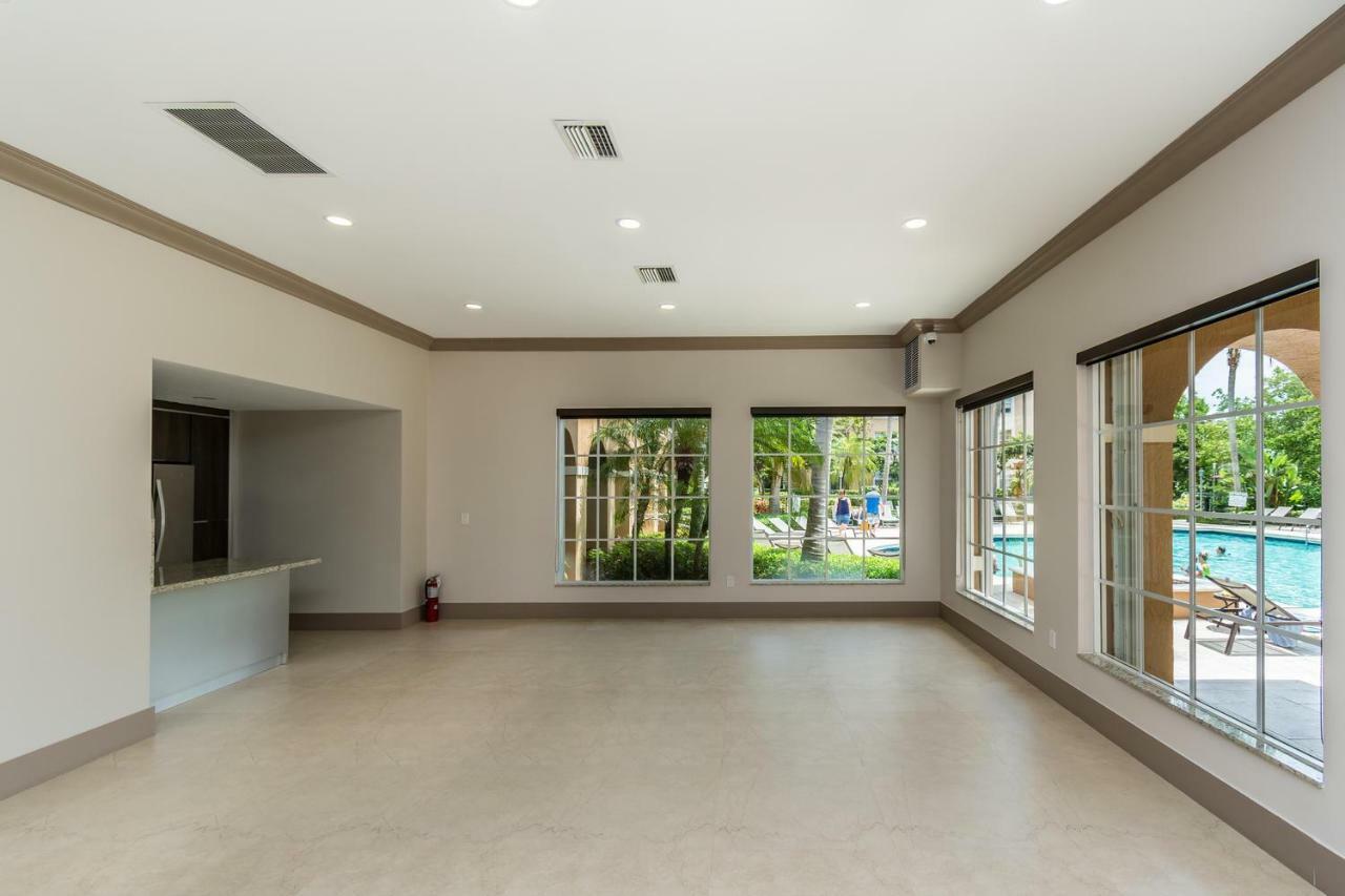 Yacht Club At Aventura 2 Bed 2 Bath Luxurius Cozy Brand New Apartment Exterior photo